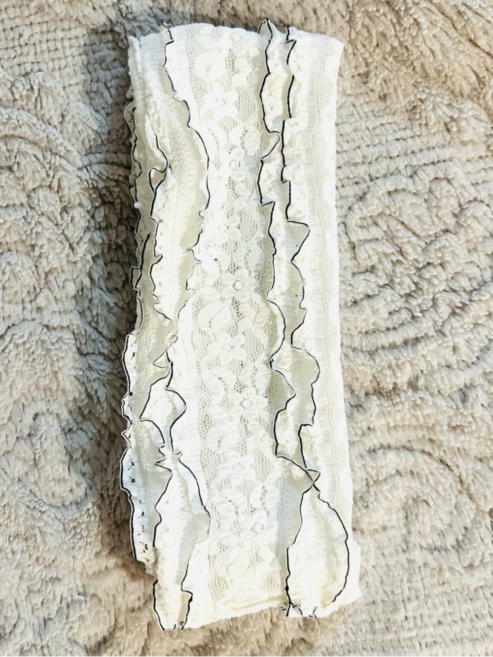 Nordstrom White Lace Ruffle Headband with Black Trim